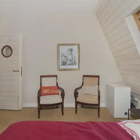 A Glorious 4br-3ba Apt In Tour Eiffel Apartment *