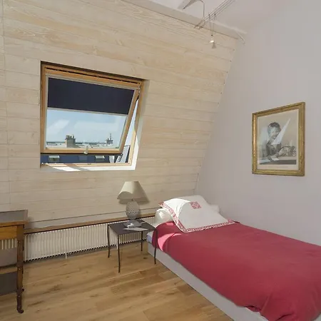 Apartment A Glorious 4br-3ba Apt In Tour Eiffel *